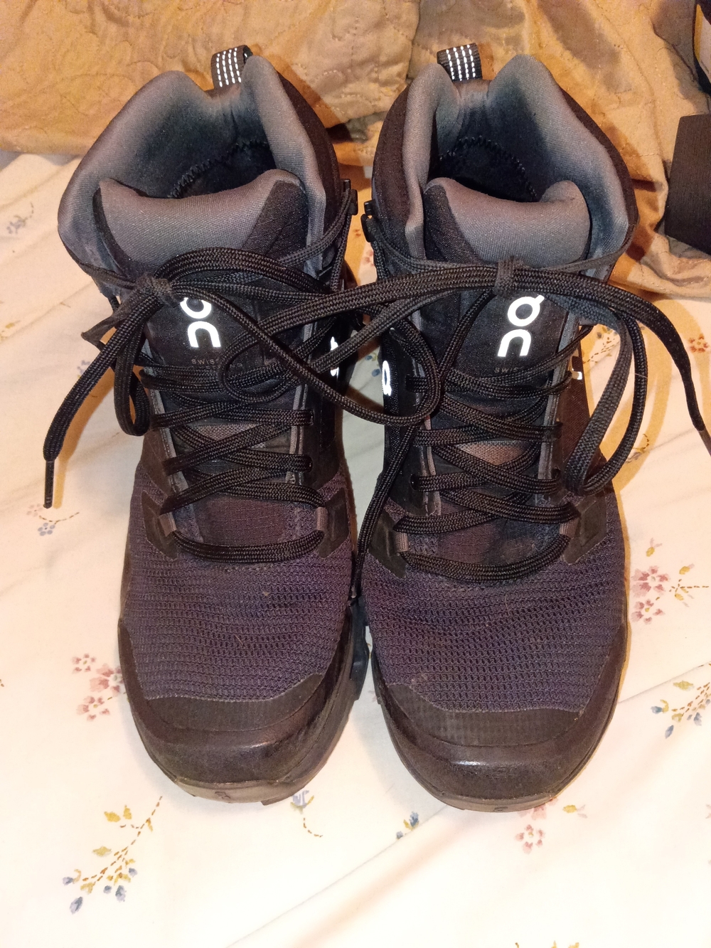 On Clouds Women’s Black Winter & Rain Hiking Boots